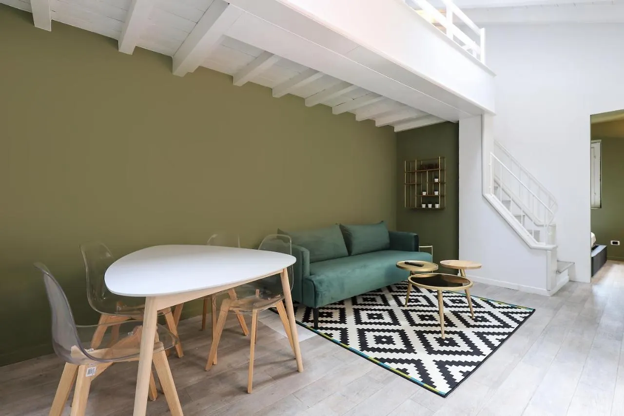 Navigli District Milano Center Studios Apartment