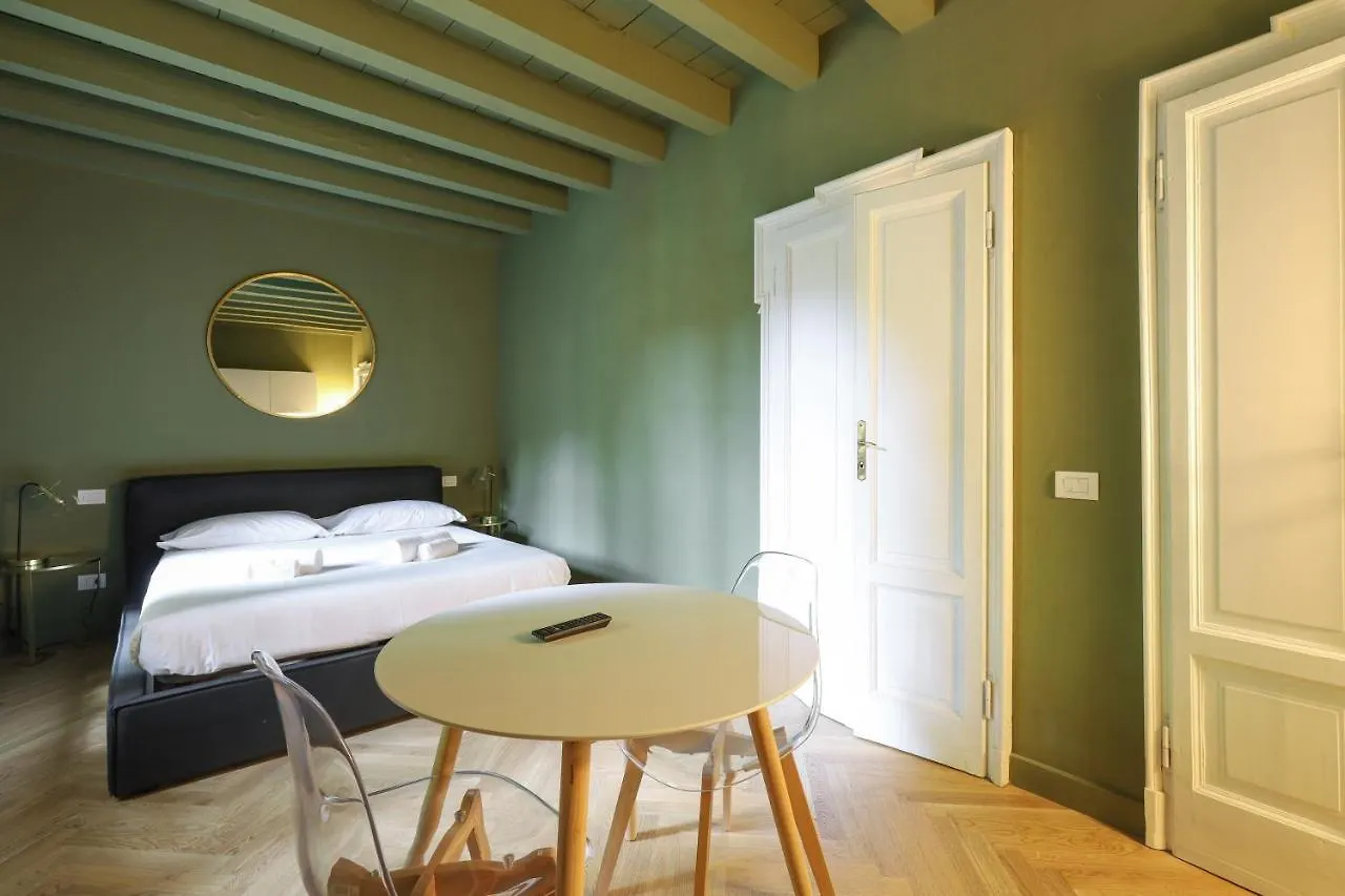 Apartment Navigli District Milano Center Studios Italy