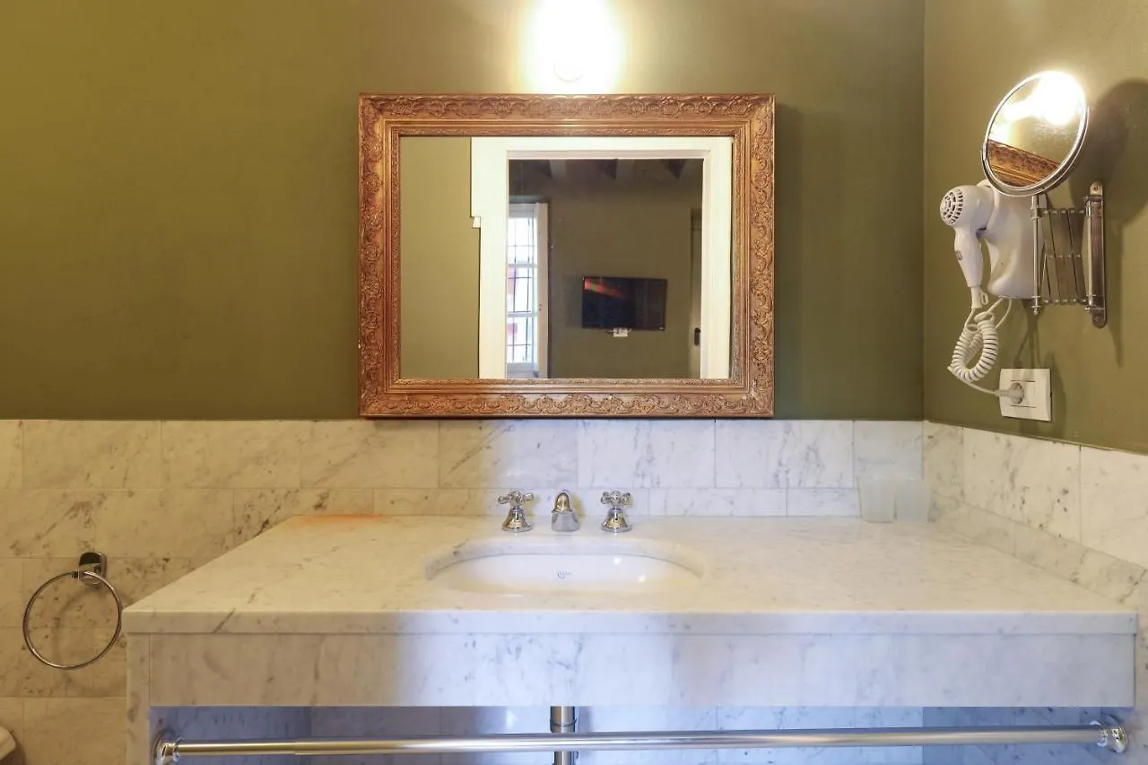 Navigli District Milano Center Studios Apartment Milan